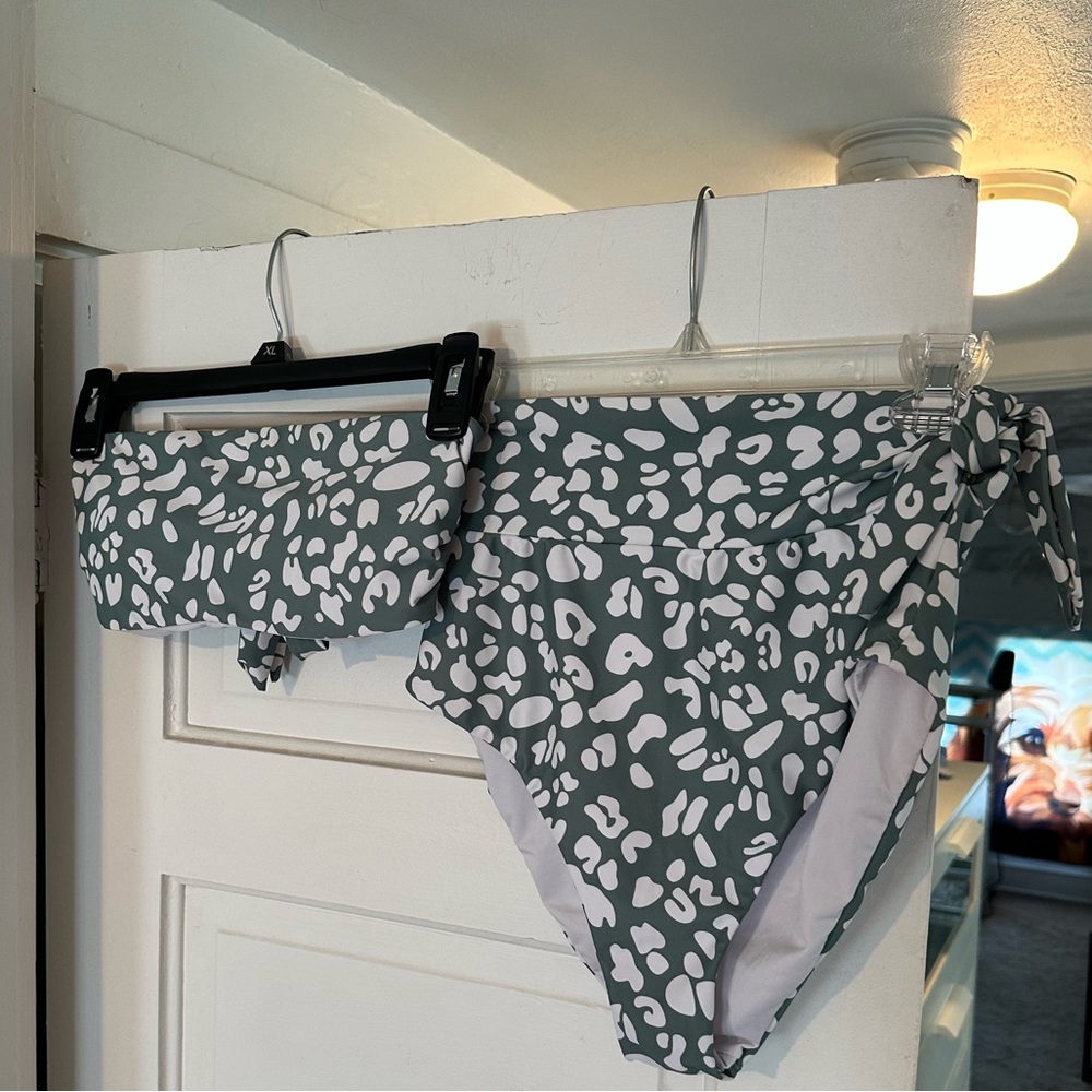 Green and White Leopard Print Bikini Set